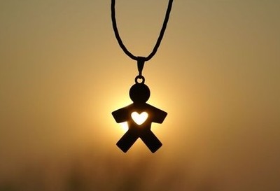 情感哲理短句:不要轻易说分手,下一站未必更好