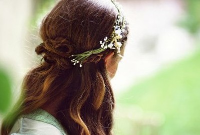 有诗意的爱情句子:爱情,需要一点心甘情愿的笨