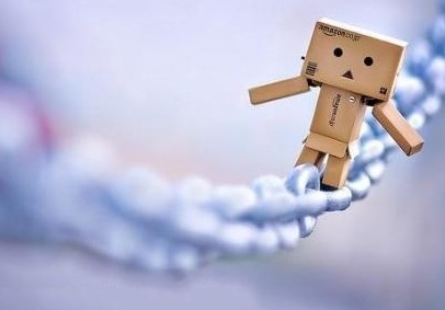 2013精品心情短语:有时候,我们一瞬间失去的东西就是永恒