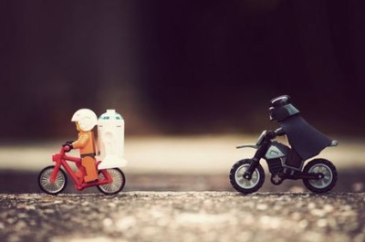 好笑的QQ说说:你脑袋装的全都是屎么?我脑袋装的全部都是你!