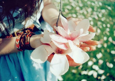 悲伤的文字:或许爱有离别,却因彼此的不懂珍惜开始